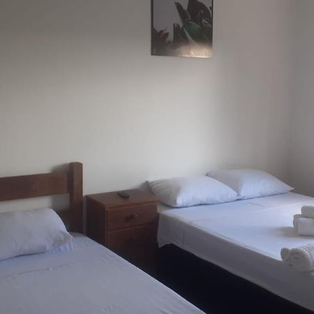 Hotel Pousada Mendonça à Jaboticatubas Extérieur photo